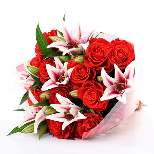 Lilies & Roses Valentine Flowers Online in pune