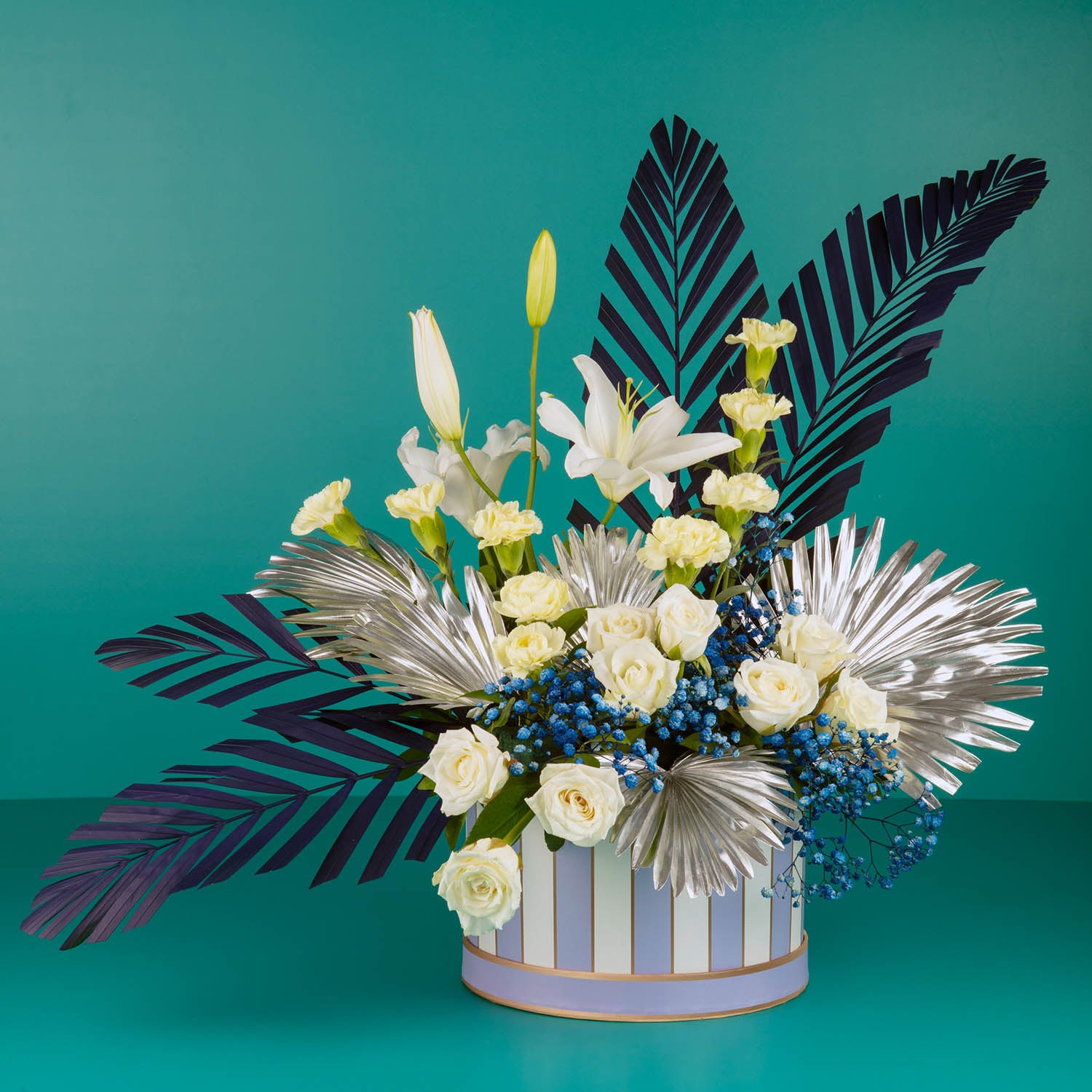 flower delivery pune - blue and silver theme box bouquet