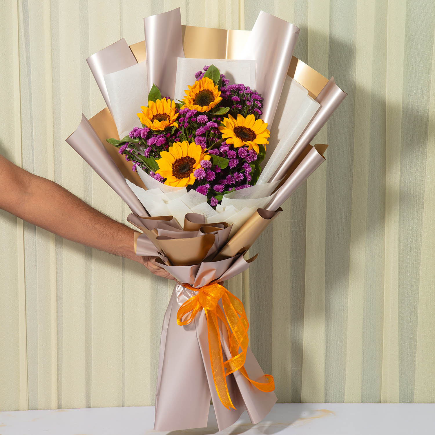 online delivery for flowers - sunflowers