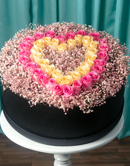 online flower delivery - heart shape flower arrangement